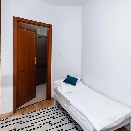 Zabrodzka Family Apartment *